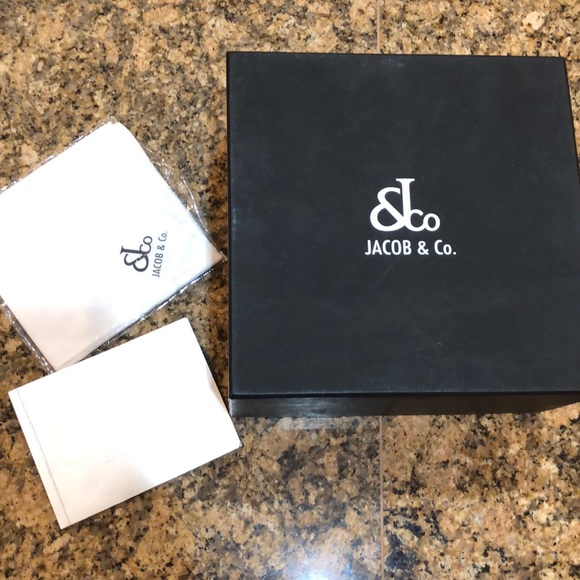 Jacob & Co Diamond bezel 5 time zone watch - Picture 8 of 8